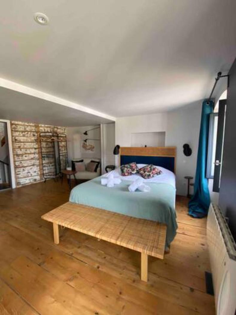 Bed and Breakfast La Tour Gregoire Clermont-Ferrand Exteriér fotografie