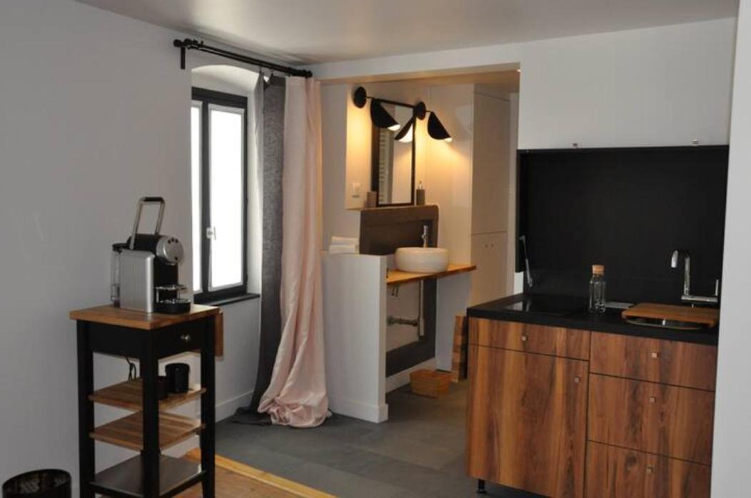 Bed and Breakfast La Tour Gregoire Clermont-Ferrand Exteriér fotografie